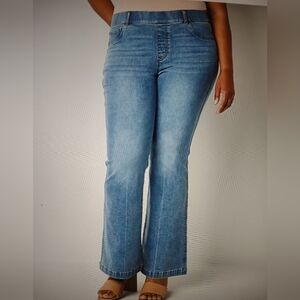 Gloria Vanderbilt Shape Effects Plus high rise Flare Jeans 18w